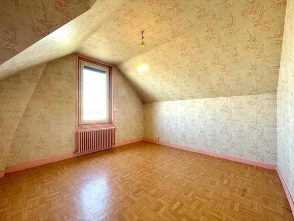 Maison de caractère des années 30 à rénover