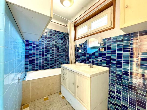 Maison de caractère des années 30 à rénover