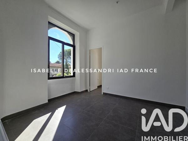 Appartement à vendre 4 pièces 78 m² Saint-Cyr-sur-Mer