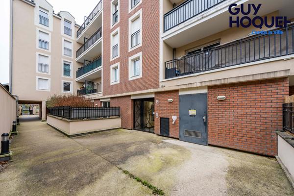 LOCATION : appartement T4 (71 m²) à QUINCY SOUS SENART