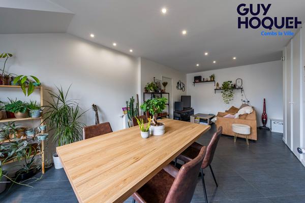 LOCATION : appartement T4 (71 m²) à QUINCY SOUS SENART