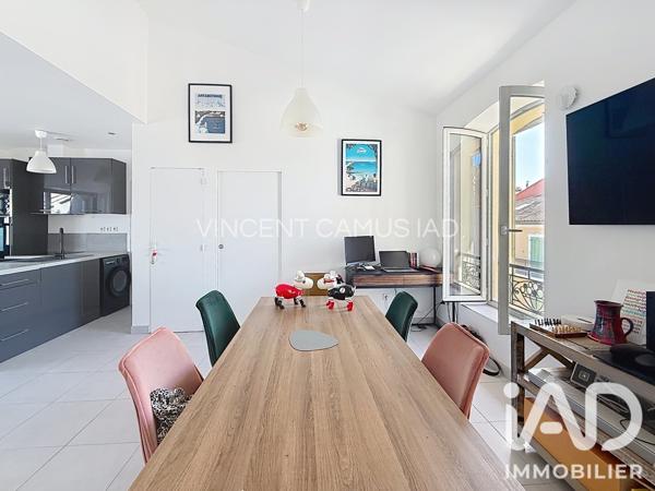 Appartement à vendre 4 pièces 72 m² Sanary-sur-Mer