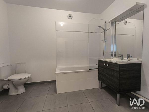 Location appartement 2 pièces 42 m² Armentières