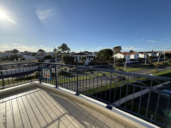 Vaux-sur-Mer (17640) PONTAILLAC - APPARTEMENT T2 DERNIER ETAGE ASCENSEUR PROXIMITE PLAGE