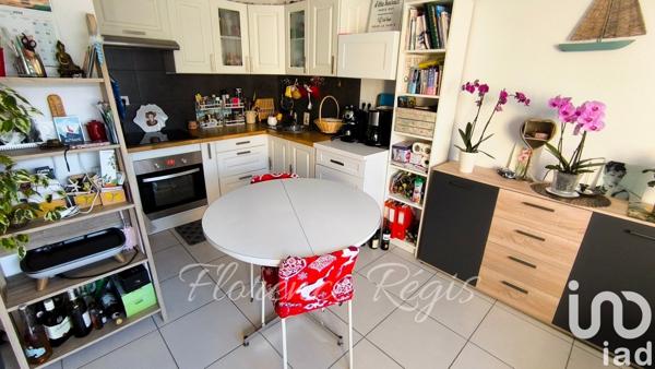 Appartement 2 pièces de 42 m² à Sète (34200)