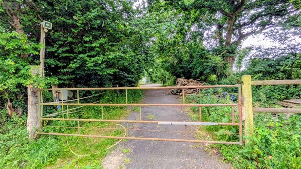Achat - Maison Sainte-Colombe 50390 11 pièces 304 m 2 85652 m 2