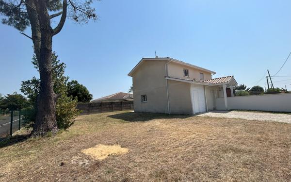 Maison à vendre    3 pièces •  Gujan-Mestras