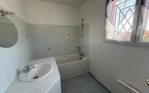 Maison à vendre    3 pièces •  Gujan-Mestras