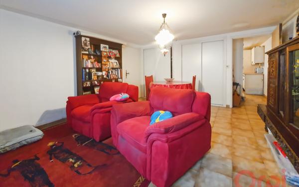 Maison à vendre    6 pièces •  Vias