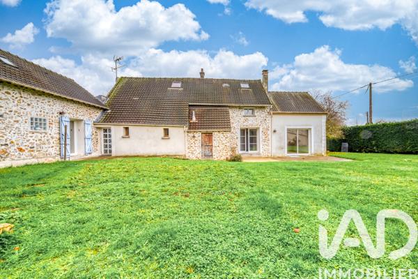 Maison à vendre 7 pièces 165 m² Crécy-la-Chapelle
