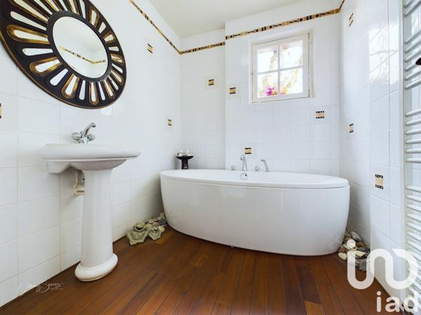 Maison à vendre 7 pièces 163 m² Le Plessis-Trévise