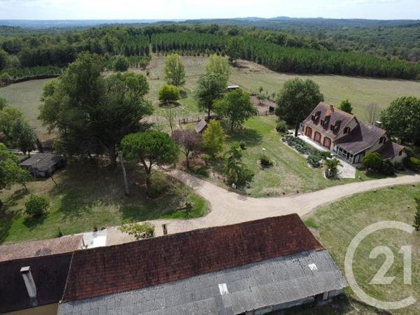 Maison à vendre  13 pièces - 343,80 m2 ST PIERRE D EYRAUD - 24