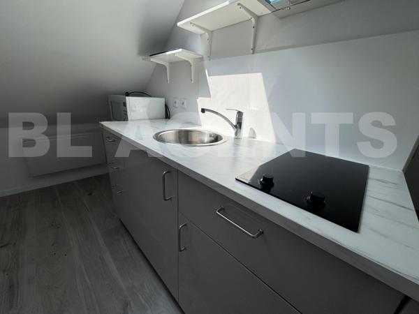 À vendre – Studio lumineux rénové – Idéal investissement ou 1er achat 