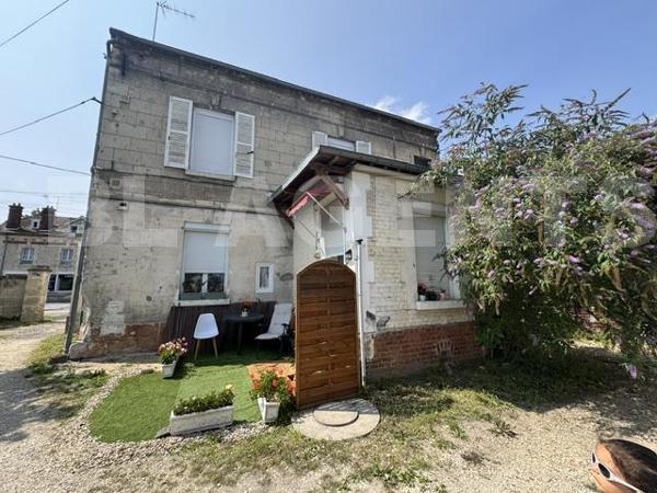 À vendre – Studio lumineux rénové – Idéal investissement ou 1er achat 