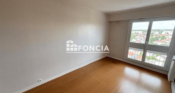 Location Appartement 4 pièces 81.13 m² - L'haÿ-les-roses 94240