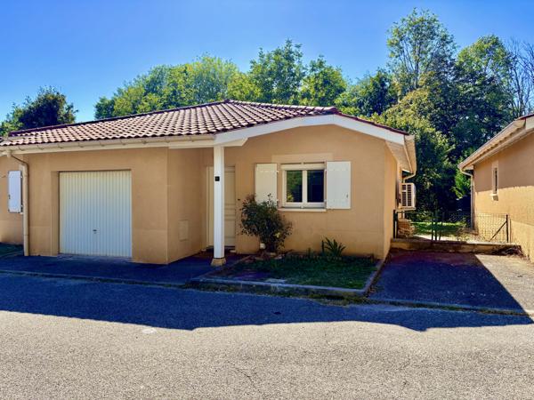 Maison
         4 pièces
        - 91 m² 285 000 € *