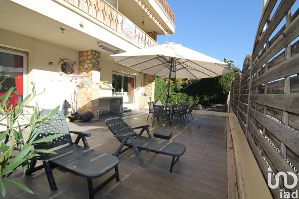 Appartement 7 pièces de 100 m² à Saint-Laurent-du-Var (06700)