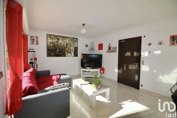 Appartement 7 pièces de 100 m² à Saint-Laurent-du-Var (06700)