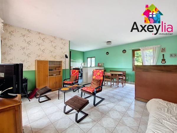 Charlieu (42190) A VENDRE - MAISON AVEC TERRAIN - PORTES DE CHARLIEU