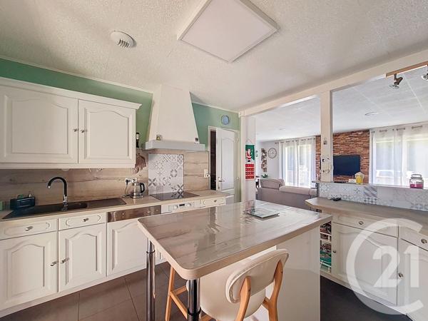 Maison à vendre  6 pièces - 115 m2 ST JEAN DE BEUGNE - 85