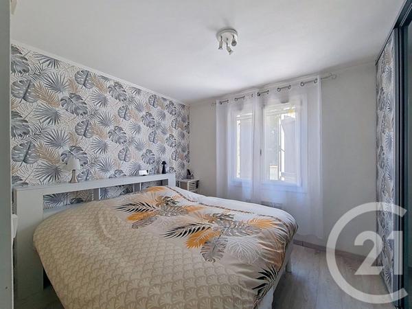 Maison à vendre  6 pièces - 115 m2 ST JEAN DE BEUGNE - 85