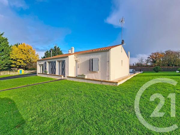 Maison à vendre  6 pièces - 115 m2 ST JEAN DE BEUGNE - 85