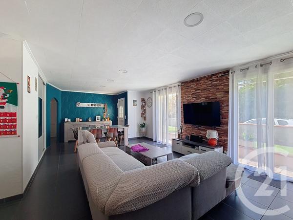 Maison à vendre  6 pièces - 115 m2 ST JEAN DE BEUGNE - 85