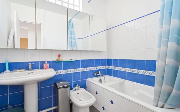 Appartement à vendre    5 pièces • 107,16 m2 Paris 11