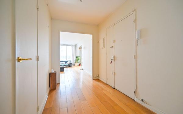 Appartement à vendre    5 pièces • 107,16 m2 Paris 11