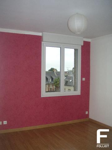 A louer appartement type F3 - centre ville de Carentan - 3e étage