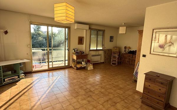 Appartement à vendre    3 pièces • 75,85 m2 Montpellier