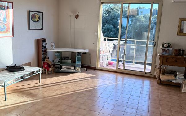 Appartement à vendre    3 pièces • 75,85 m2 Montpellier