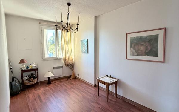 Appartement à vendre    3 pièces • 75,85 m2 Montpellier