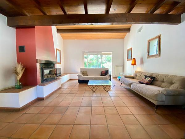 Villa à Poussan - Proche litorral - 5 hectares de terrain