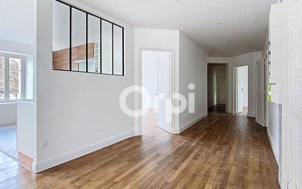 Appartement à louer    4 pièces •  Neufchâteau