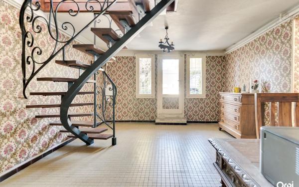 Maison à vendre    5 pièces • 117 m2 Marseille 9