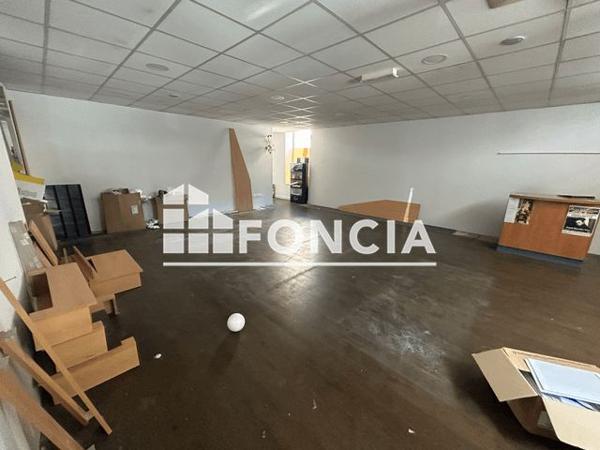 Location Local commercial 1 pièce 342 m² - 22 BOULEVARD DE LA REPUBLIQUE Vienne 38200