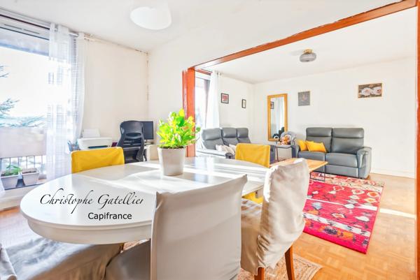 Saint Cyr l'Ecole - Appartement T4 (2 SDB - 3/4 chambres) - Quartier la Fontaine Saint Martin