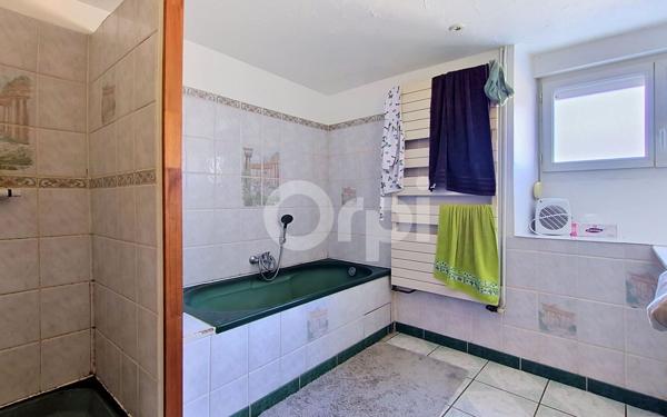 Maison à vendre    4 pièces •  Ville-sous-la-Ferté