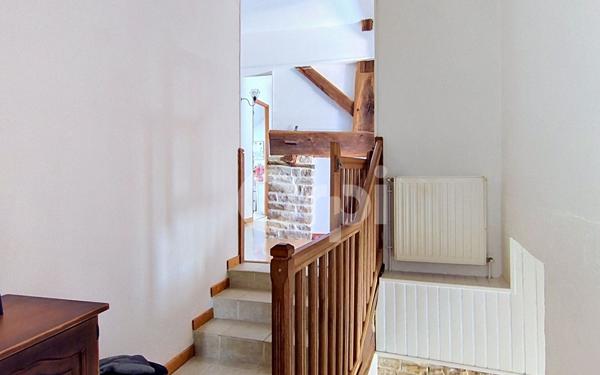 Maison à vendre    4 pièces •  Ville-sous-la-Ferté