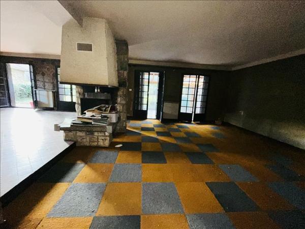 Maison à vendre |  Laroque-d'Olmes |  7 pièces | 209 m²