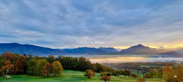 Exclusivité - Maison 5 pièces au-dessus du Golf d’Ésery