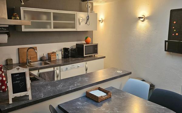 Maison à vendre    2 pièces •  Arcachon