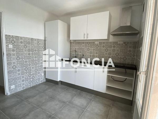 Location Appartement 3 pièces 70.57 m² - 6 PLACE BORODINE Avignon 84000