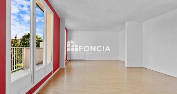 À vendre Appartement 4 pièces 85.29 m² - Montigny-le-bretonneux 78180