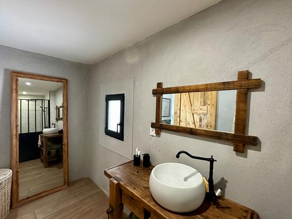 MAISON MEUBLÉE RENOVEE À VERZEILLE