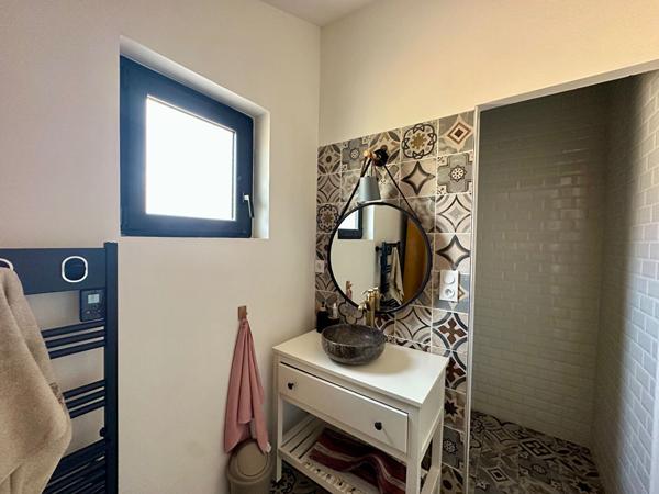 MAISON MEUBLÉE RENOVEE À VERZEILLE