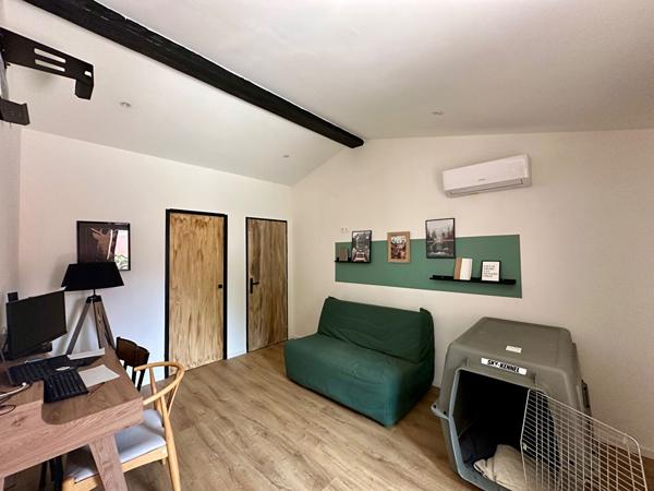 MAISON MEUBLÉE RENOVEE À VERZEILLE