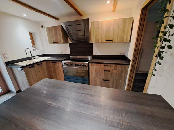 Trégunc joli penty entièrement rénové de 82 m² sur un jardin de 635 m² entre bourg et plages