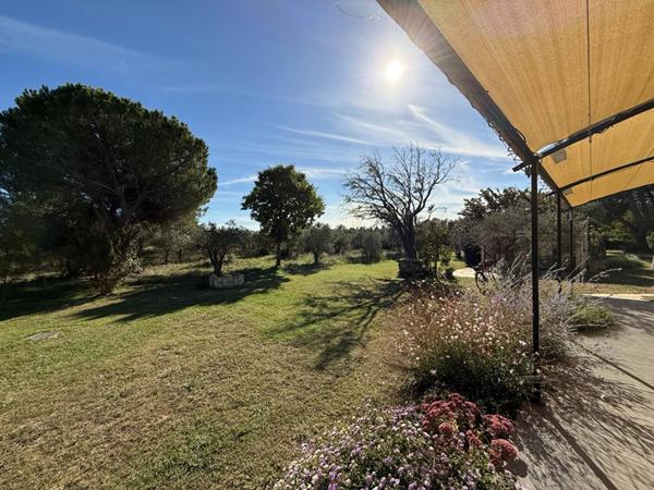 Maison Arles 7 pièce(s) 198 m2